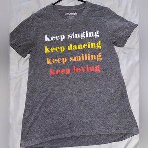 Size: Large
Color: Grey 
Graphic T-shirt